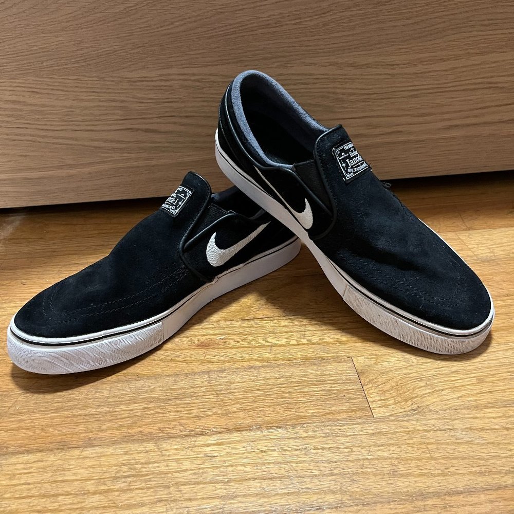 Black Nike Stefan Janoski Slip On Shoes